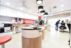 Lucky Plaza (D9), Retail #626193791